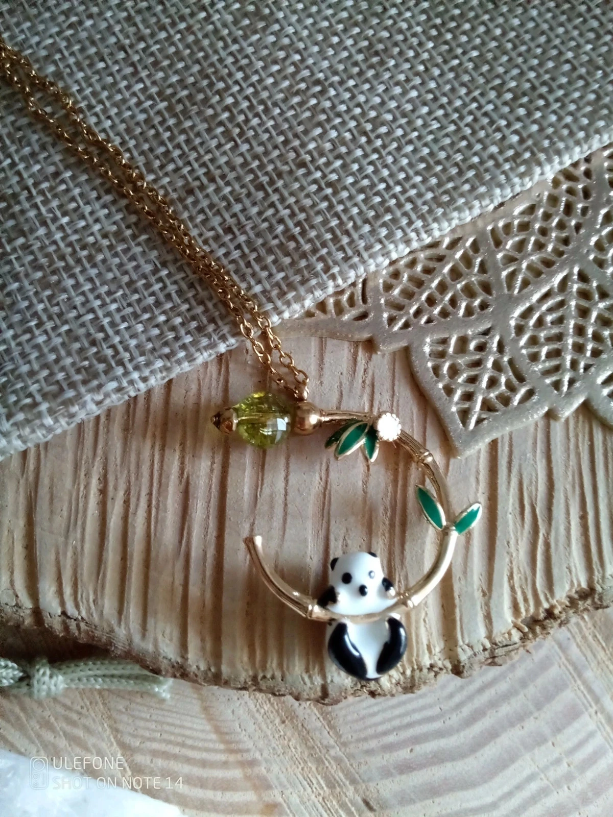 Panda and natural peridot stone necklace – photo 2